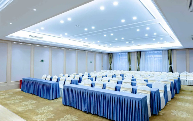Vienna International Hotel (Baoding Yuhua Road Branch)