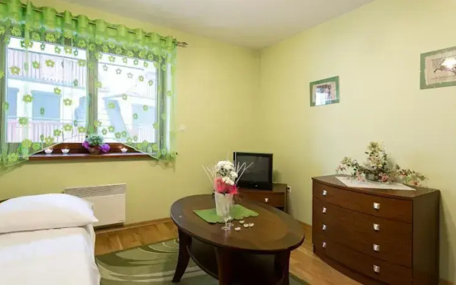 Apartament Widokowy Maki