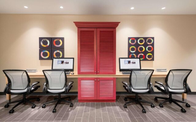 Home2 Suites by Hilton St. Louis/Forest Park