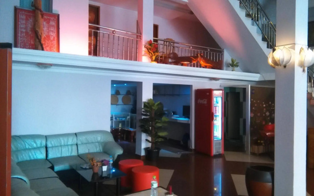 Mama'S Villa