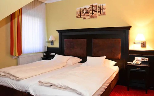 Amadis Hotel