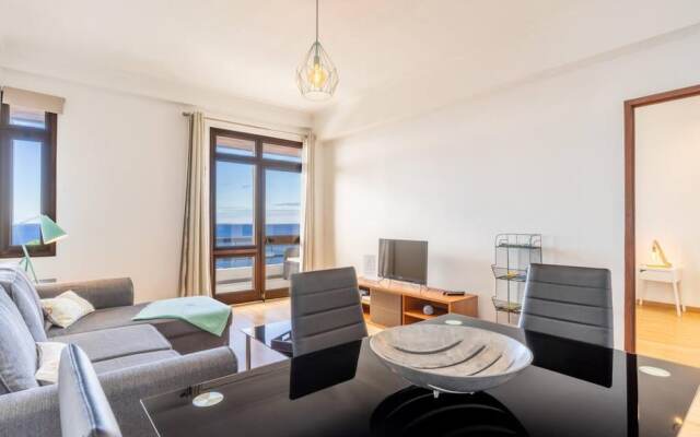 Monumental Apartment 712 Balcony Sea View