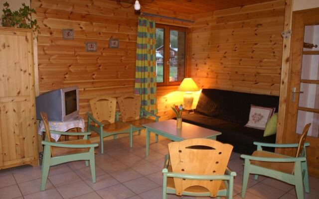 4 Rooms 8 People 3 Exposed South-west