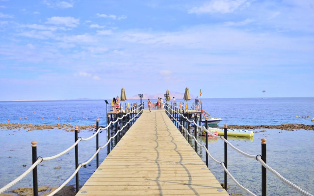 Xperience Sea Breeze Resort