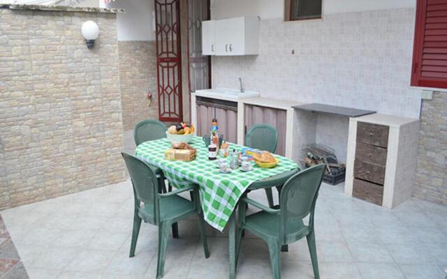 Apartment Near The Beach With Air Conditioning Pets Allowed