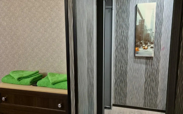 Погостим на проспекте Ленина 8