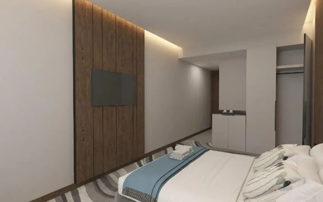 New MerryLand Hotel