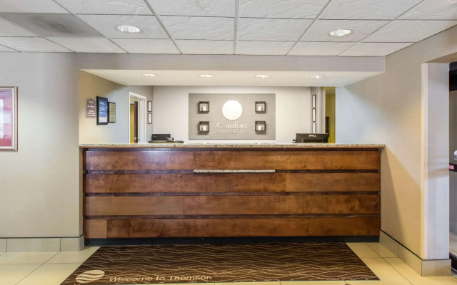 Comfort Inn & Suites Thomson