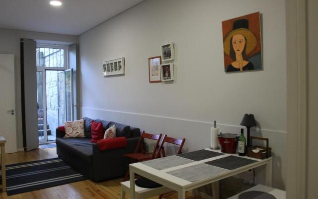 Practical and Comfortable Apartment with Garden
