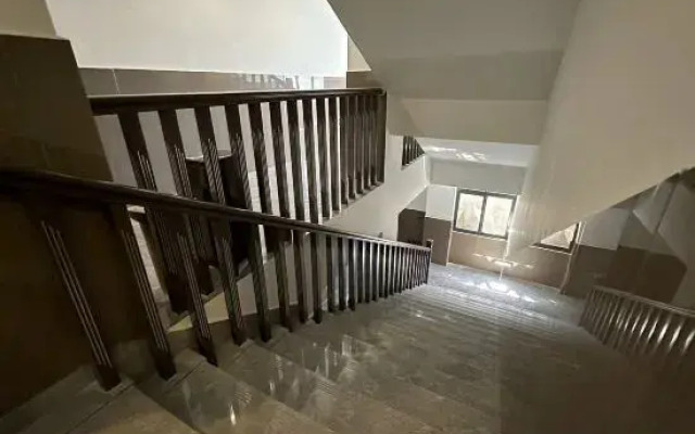 Hailuogou Jinxueshan Hotel