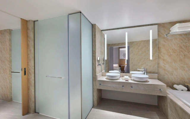 Mövenpick Hotel And Hotel Apartments Ghala Muscat
