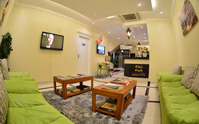 Husin Al Khaleej Hotel Apartment