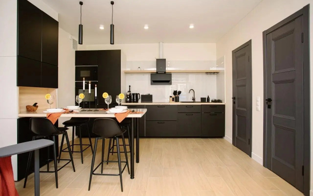 Townhouse on Stopani 8A