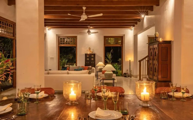 Luxurious 07 Bedroom Hilltop Villa With Private Gym