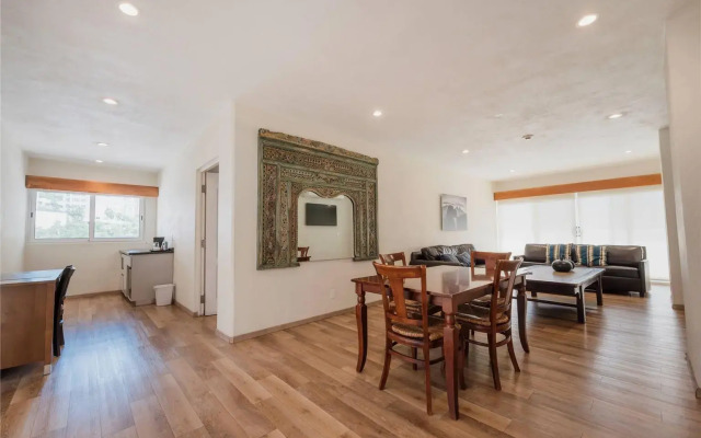 Comfort Inn Monterrey Valle