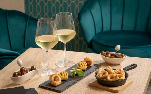 Sophie Terrace Hotel