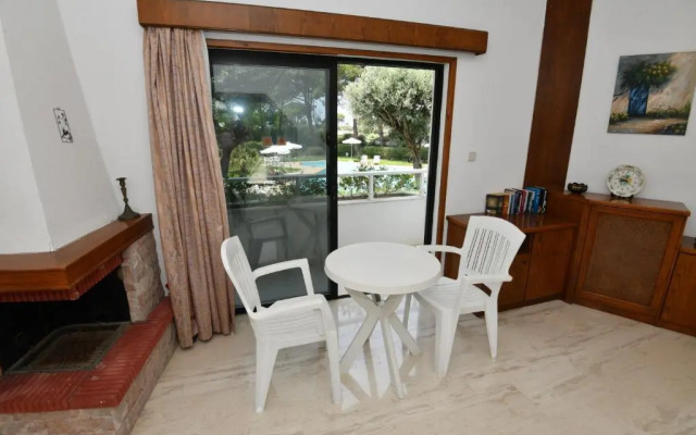Niki Hotel Apartments