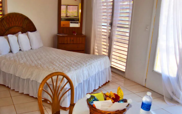 Fischers Cove Beach Hotel