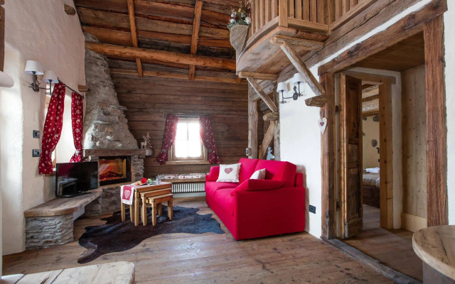 Chalet Charm