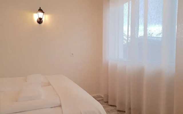Klara Guesthouse