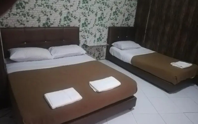 SPOT ON 90095 Slk Hotel