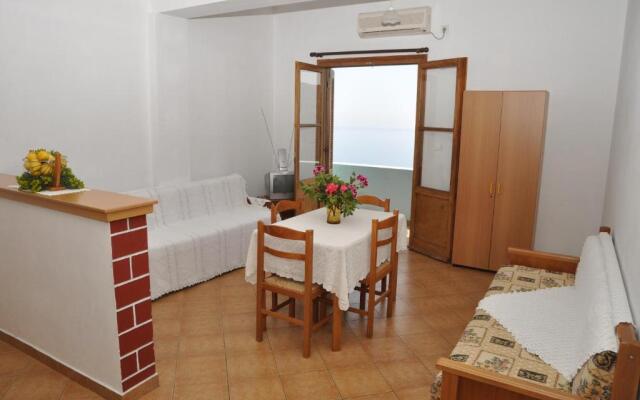 Miltiadis Apartments