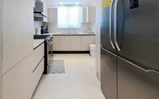 Enjoy Stylish 3br 3, 5b Stylish, Downtown Ocean View