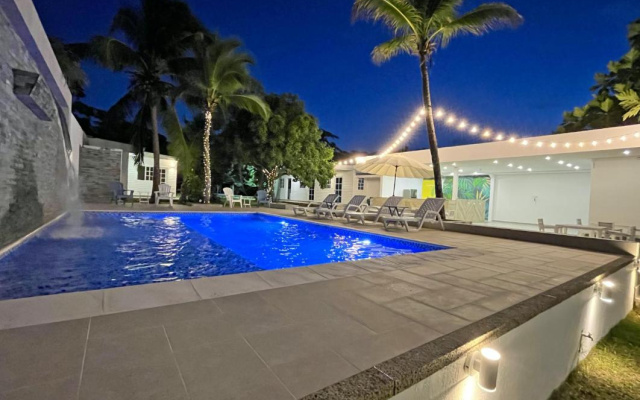 Zaba Beach House