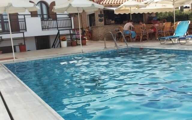 Arkadi Apartments by Checkin