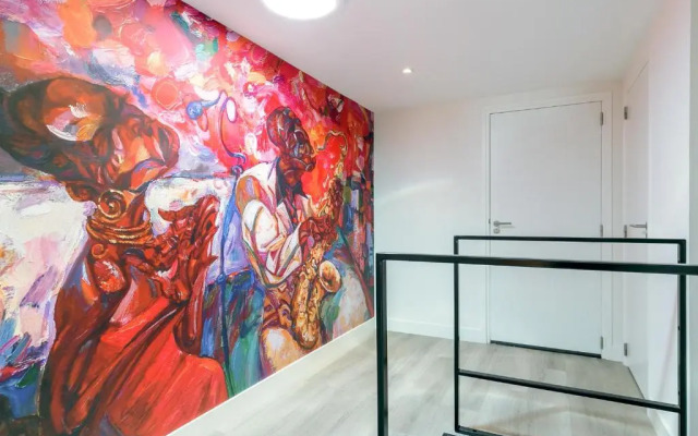 DRL08 Luxury apartment with sauna in centre