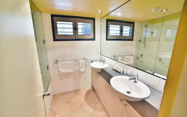 Villa kameni Cvit