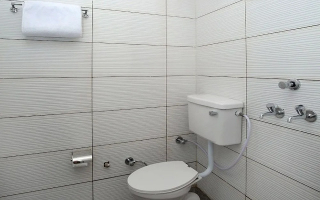 Hotel Pink City By OYO Rooms