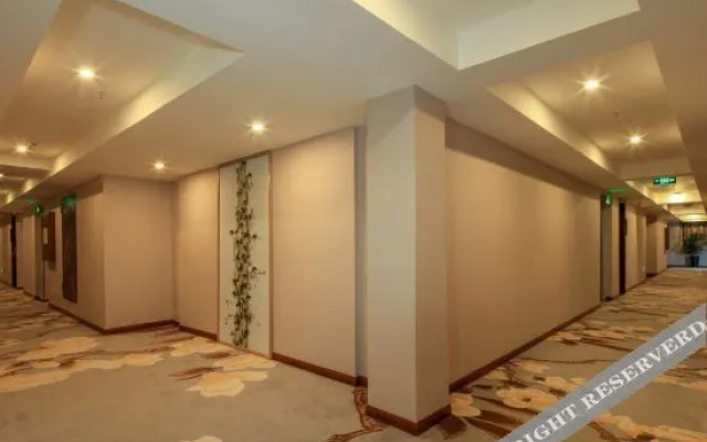 Pengcheng Mingming Hotel (Suining Kra Center Branch)