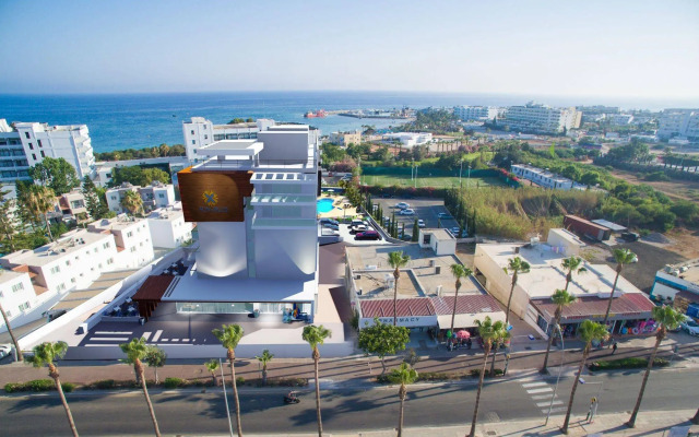Gaia Sun N Blue Hotel