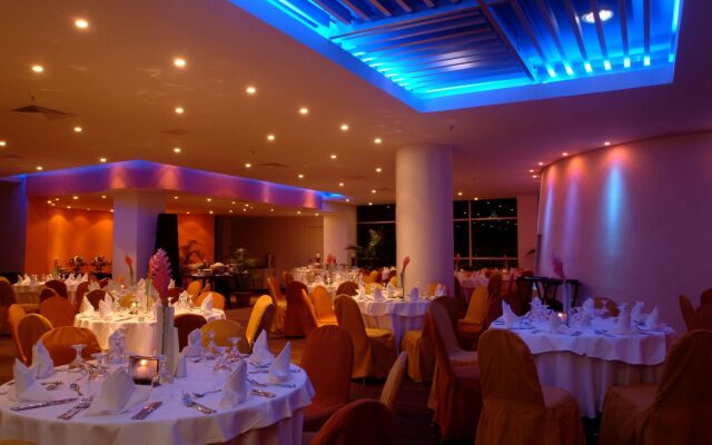 Decapolis Hotel Panama City