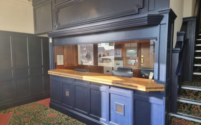The Oak Hotel