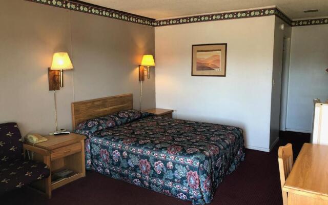 The Hastings Inn Salina