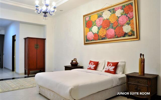 ZEN Rooms Chic Home Kemang