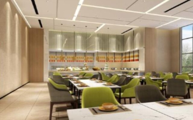 Hanzhong Atour Hotel