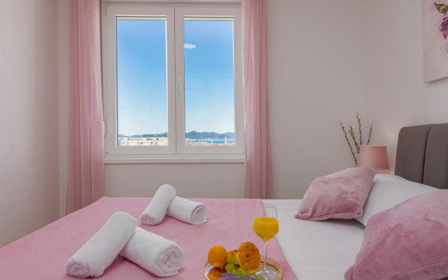 Stella Maris **** balcony, sea view, garage, BBQ