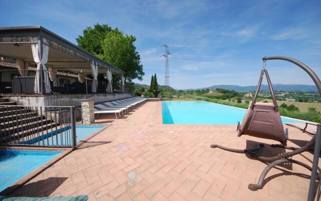 Spoleto by the Pool