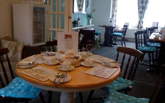 Douglas Guest House