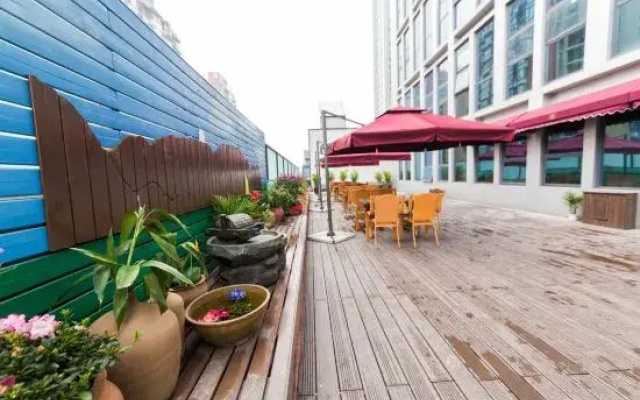 Singapore Freya Garden Hotel (Leshan Polytechnic University)