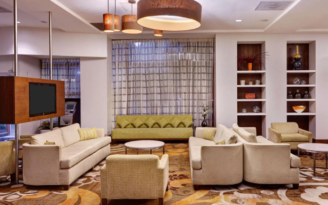 DoubleTree by Hilton Silver Spring