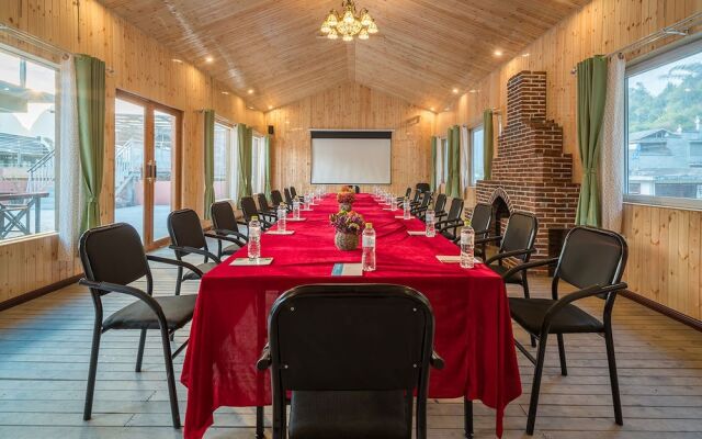 CTN LiRiver Boutique Hotel