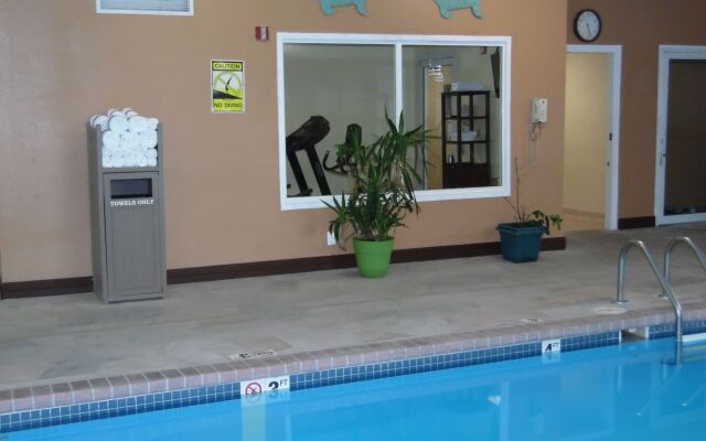 Best Western Teal Lake Inn