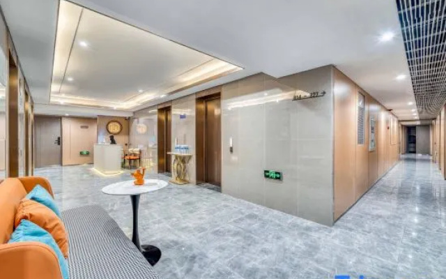 Ningbo Xiangshe Hotel (Fenghua Baolong Plaza)