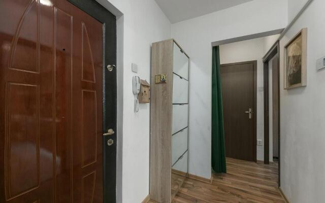Stone Gate Apartment #2