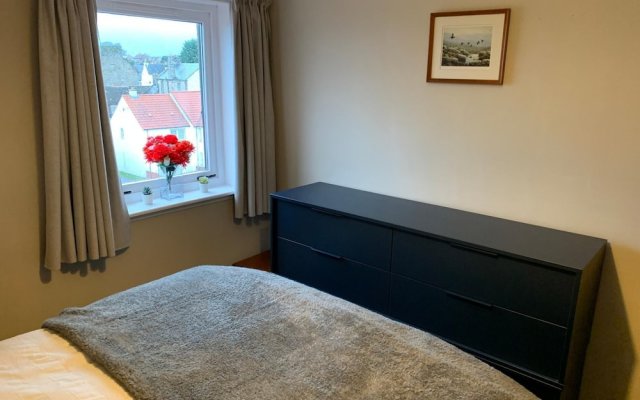 NEW Superb One Bedroom Getaway in Dysart Kirkcaldy
