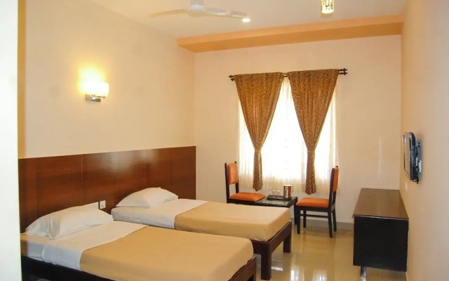 Philomena Hotel & Apartment
